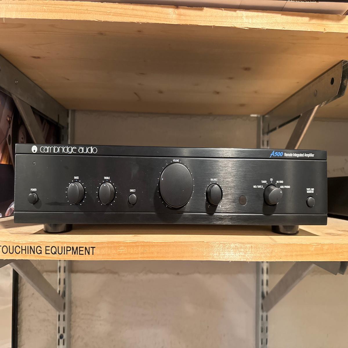 Cambridge Audio A500 Integrated Amplifier w/remote